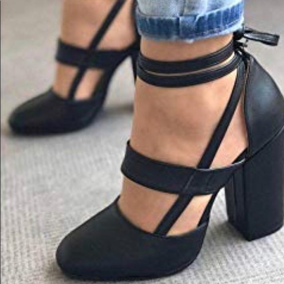 Huiyuzhi Women’s Chunky Ankle Strappy  Heels - Picture 5 of 5